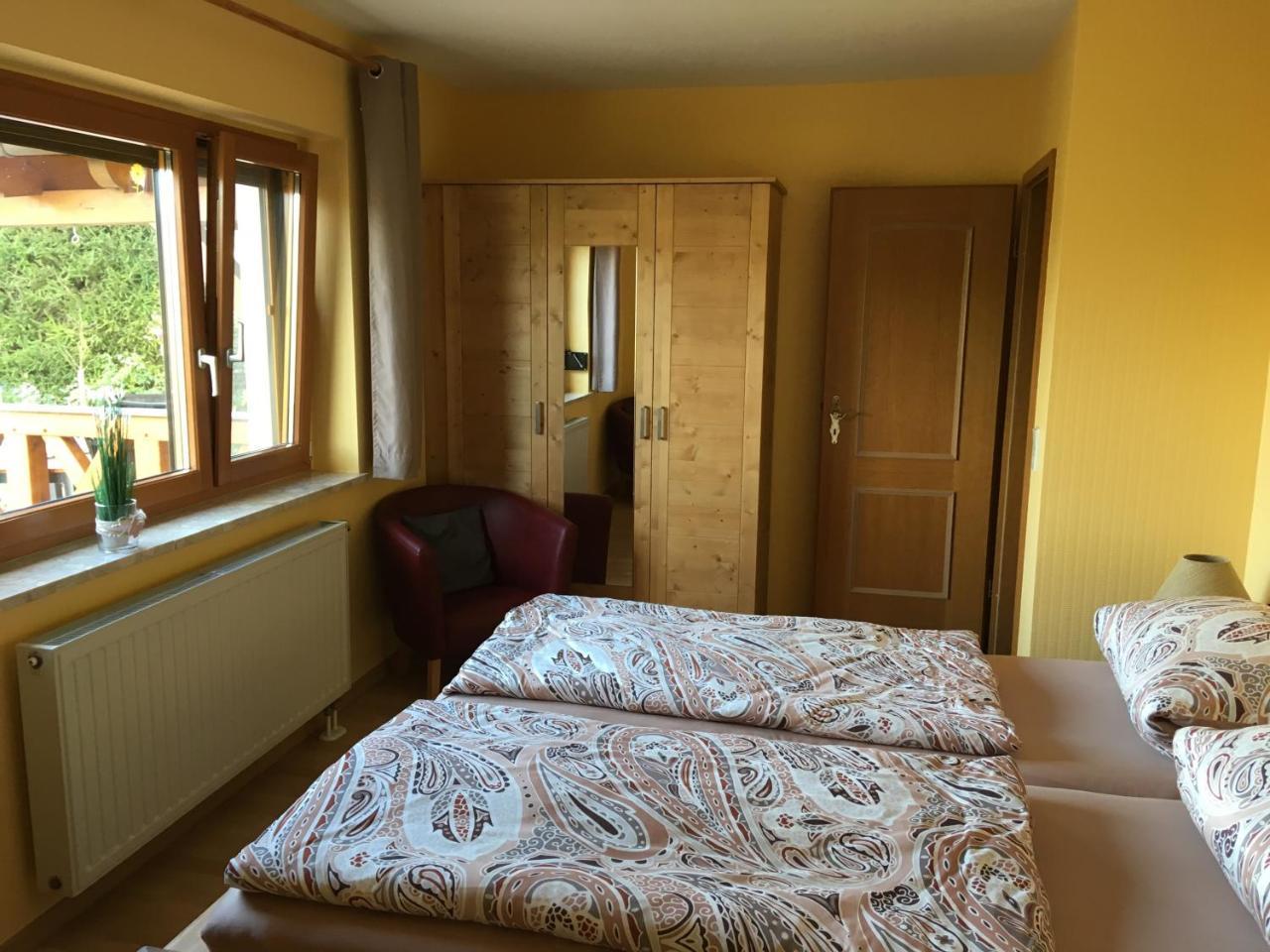 Ferienwohnung Saaletalblick Ена Экстерьер фото